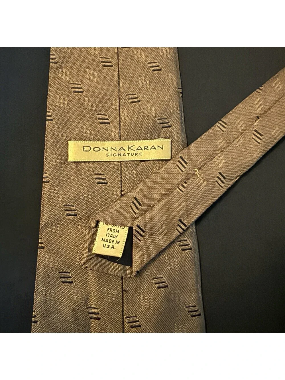 Donna Karan Signature 100% Silk Tie Brown  Geometric USA 60” Wide 4”